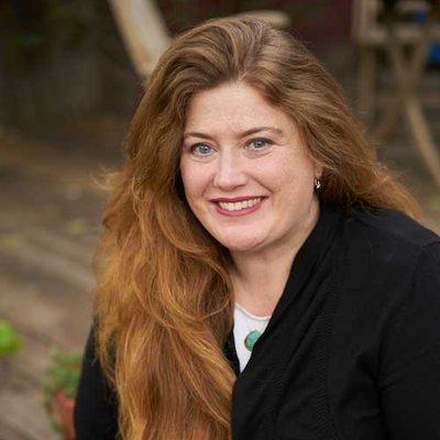Jennifer Rosdail, Broker Associate and Team Lead at Keller Williams Advisors (Jennifer Rosdail Real Estate Team)